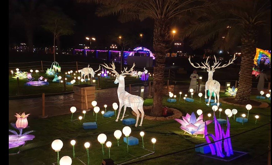  منتزه الملك عبدالله من أبرز الوجهات الترفيهية في مدينة الرياض، حيث يجمع بين الطبيعة الساحرة والمرافق العصرية التي تناسب العائلات